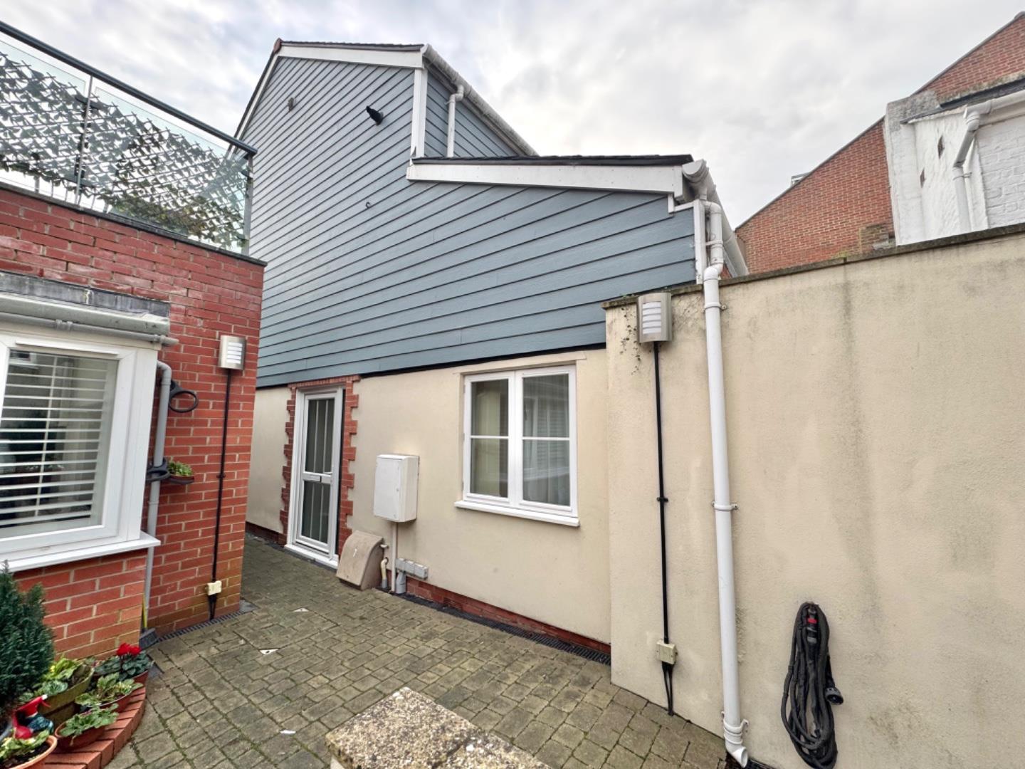 for rent 2bed link detached